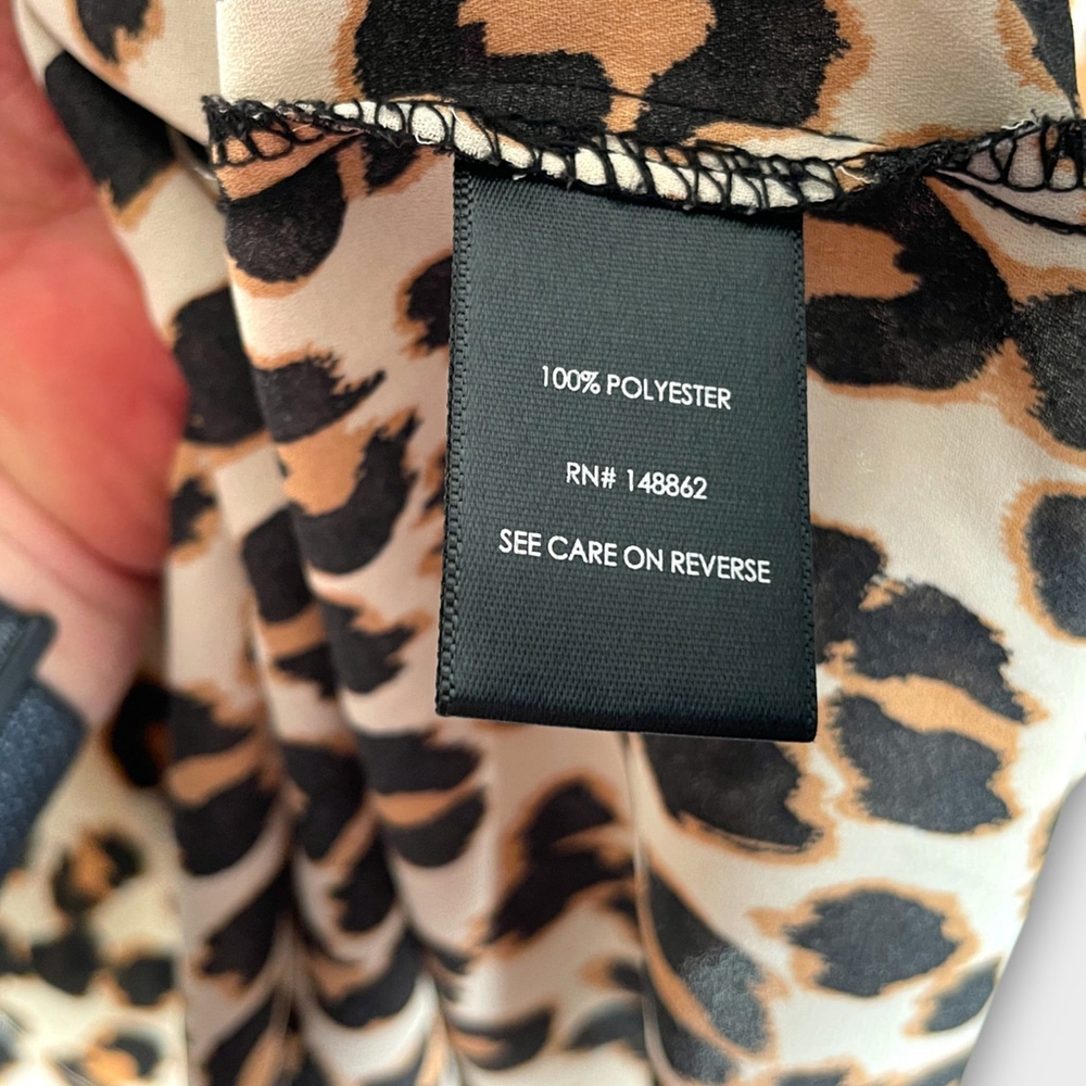 Torrid Harper Shirt 3 (3X) Animal Print Chiffon Roll Tab Popover Top EUC - Picture 5 of 9